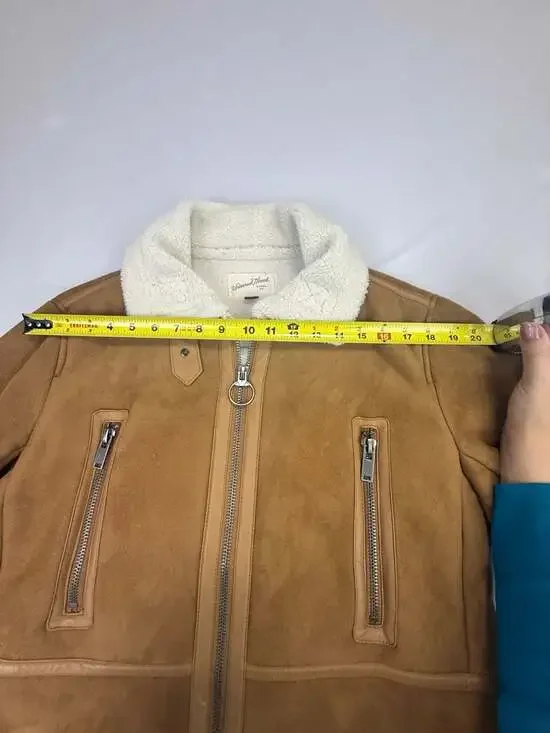 Universal Thread - Picture 5 of 10